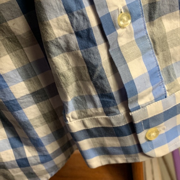 Like new Mens Whale Vineyard Vines dressshirt - Picture 6 of 6